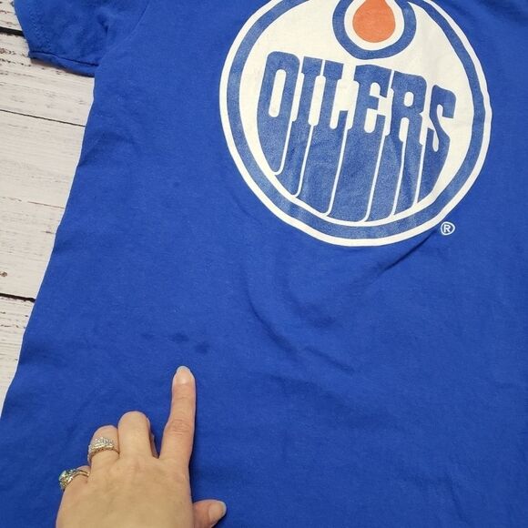 Oilers / McDonald's Employee Game Day Oilers game day Big Mac shirt - Picture 11 of 12